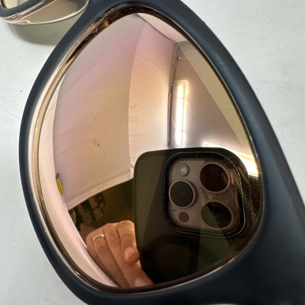 Blenders Crystal Wave Sunglasses Full Rim Polarized‎ Lenses 100% UV Protection